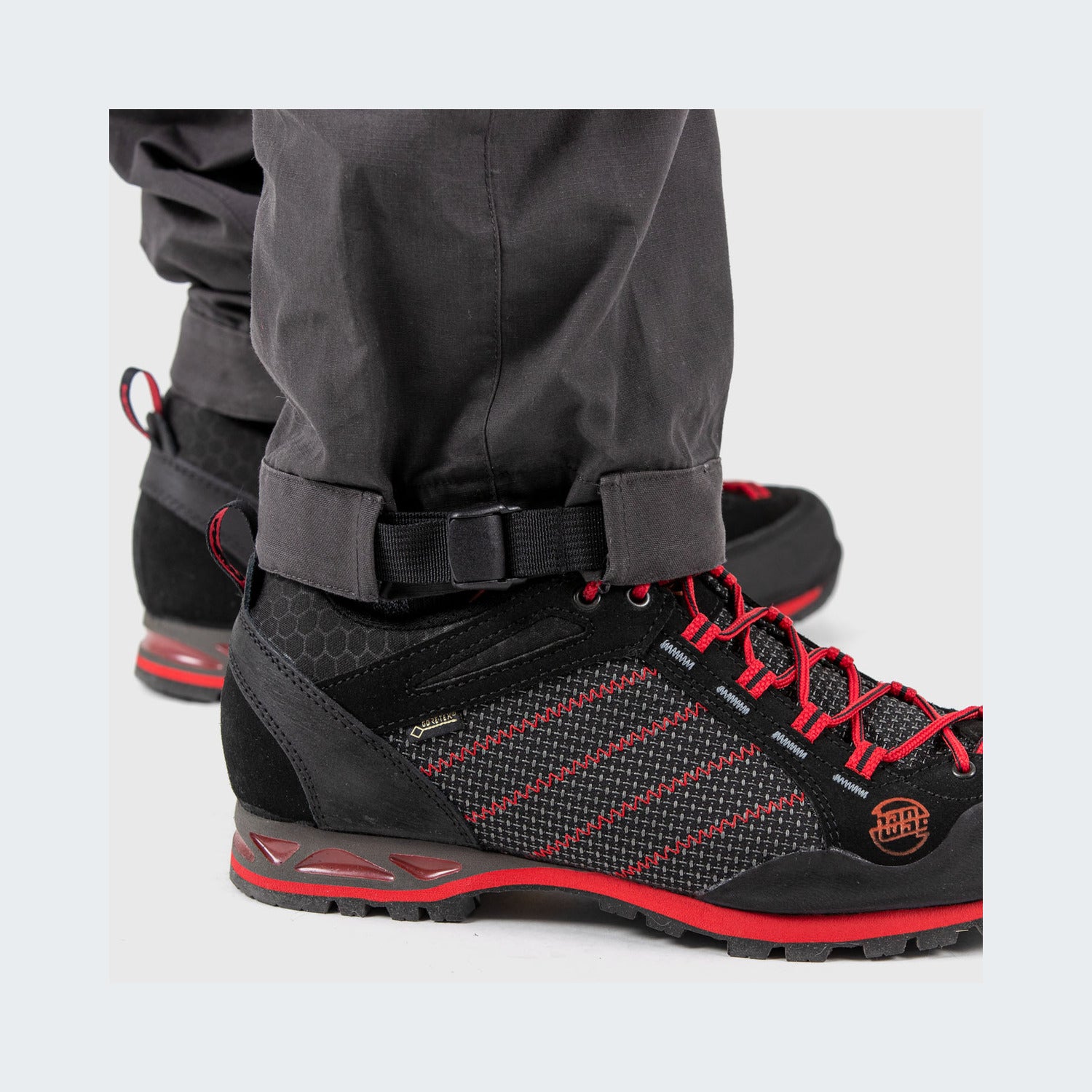 030-550 - Dark Grey-Black