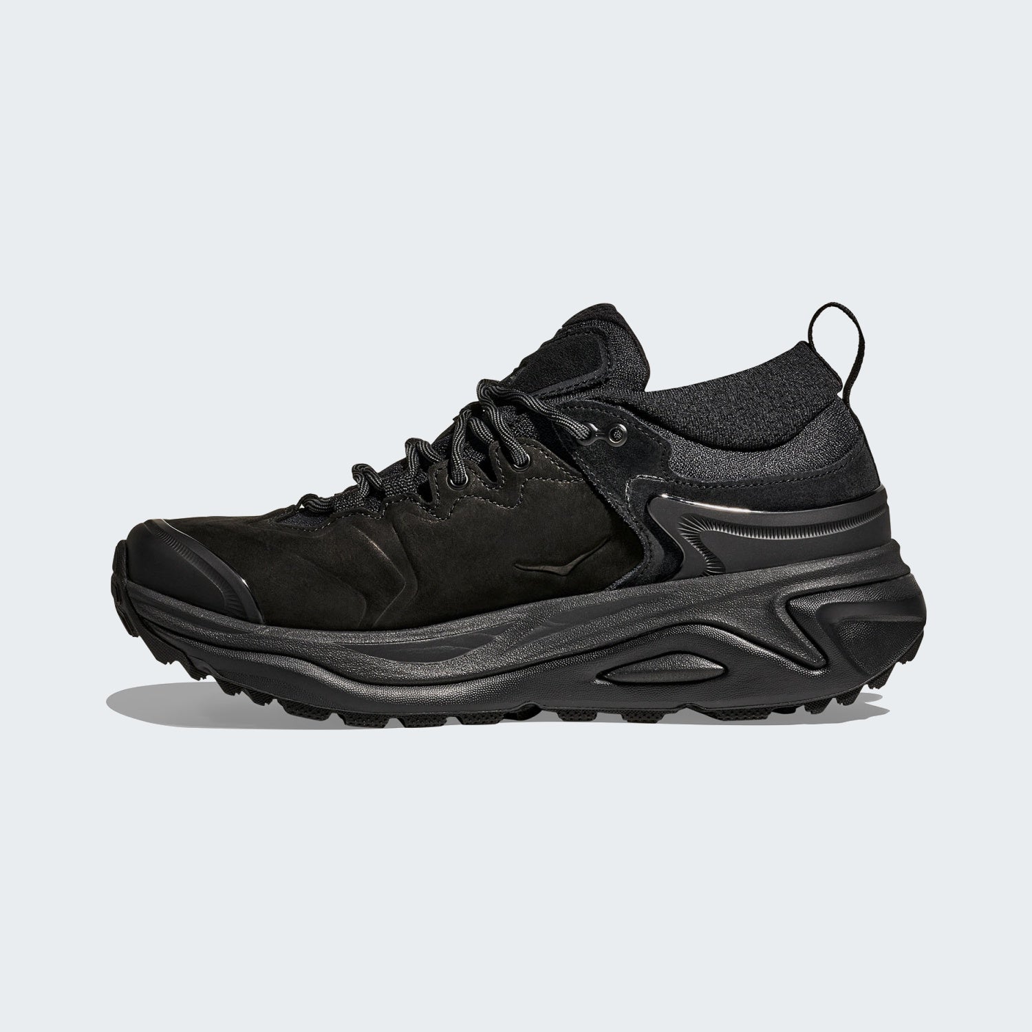 Black/black