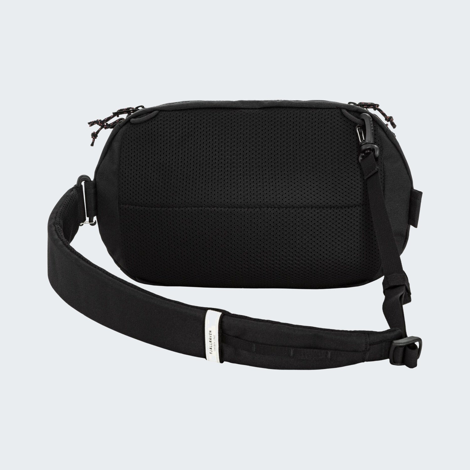 550 - Black