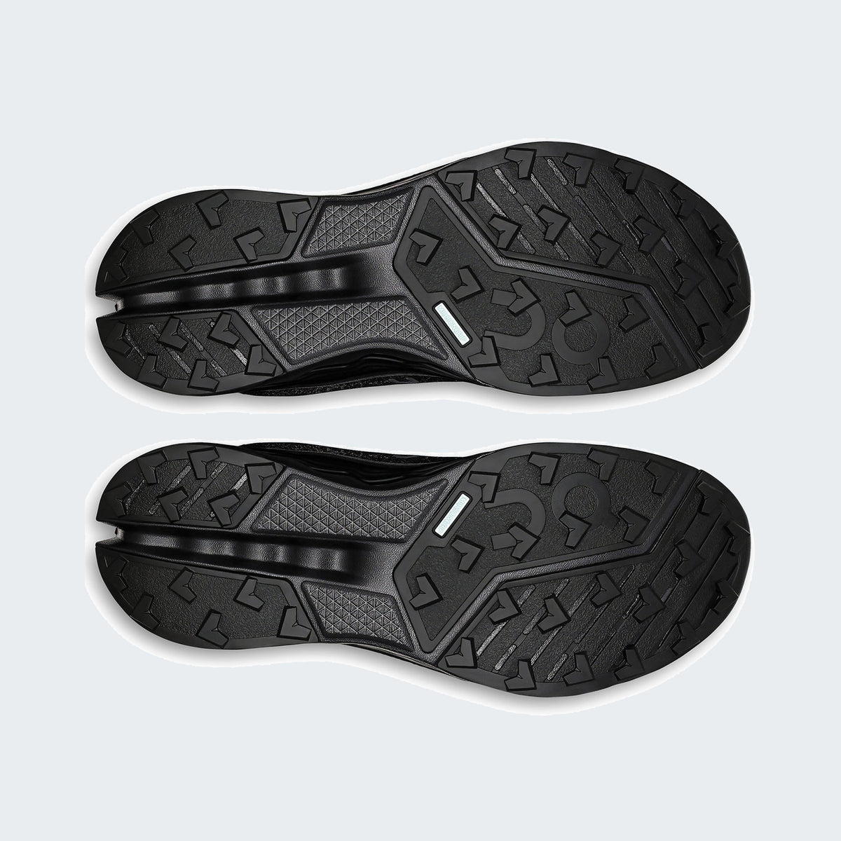 Black/black