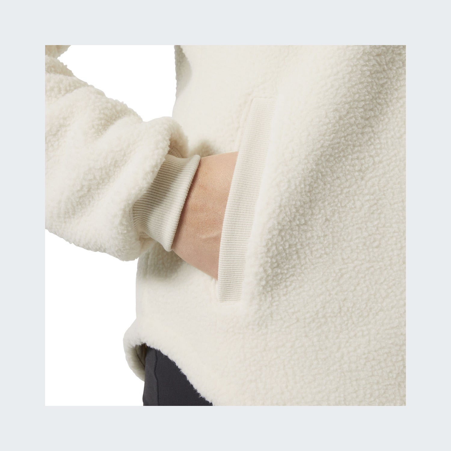 035 - Cream