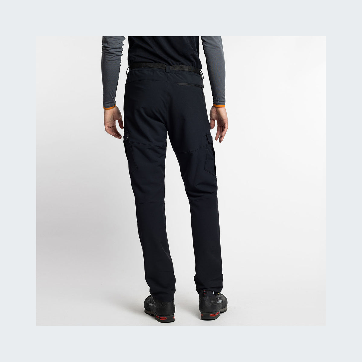 210 - Negro