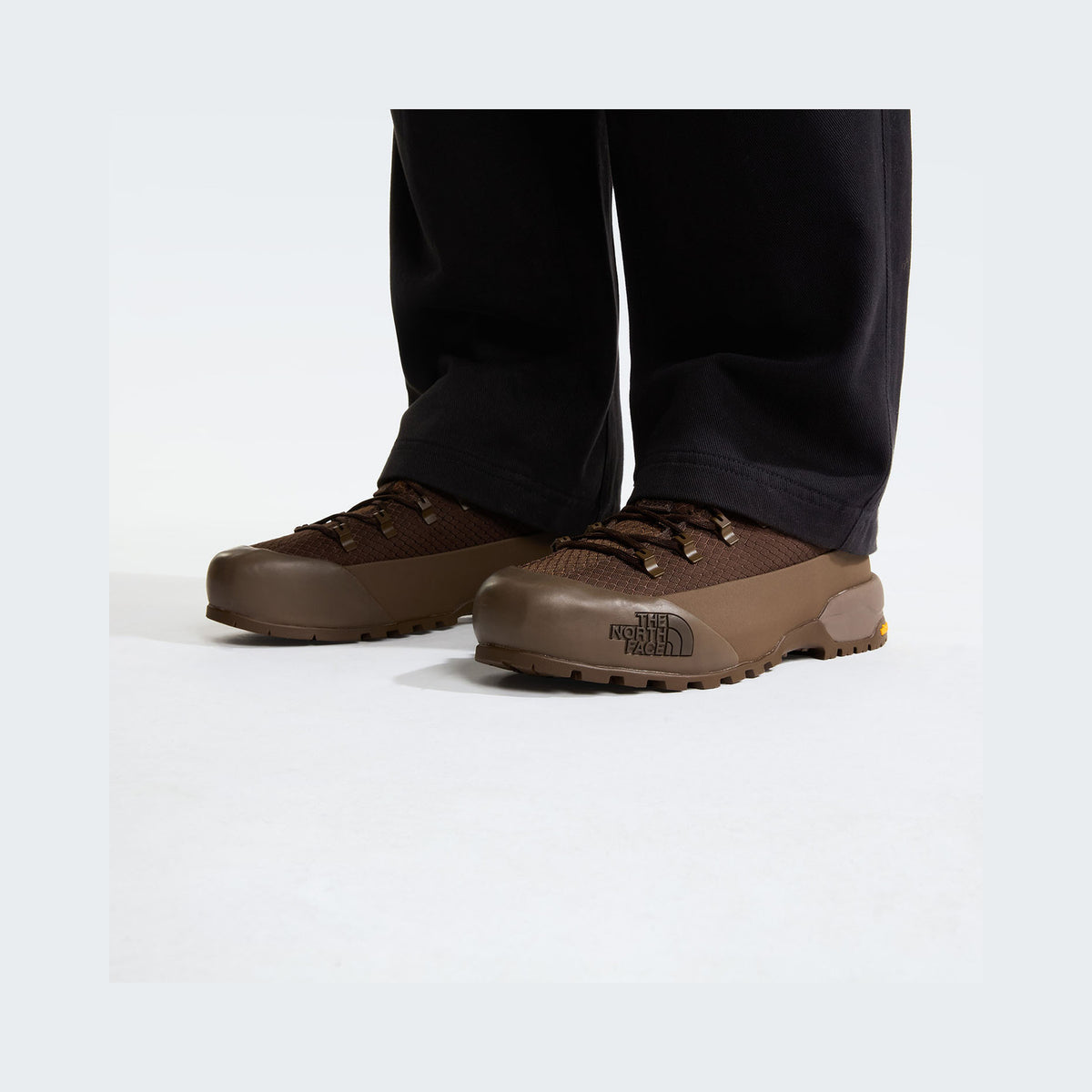 Dark Chestnut/Smokey Brown