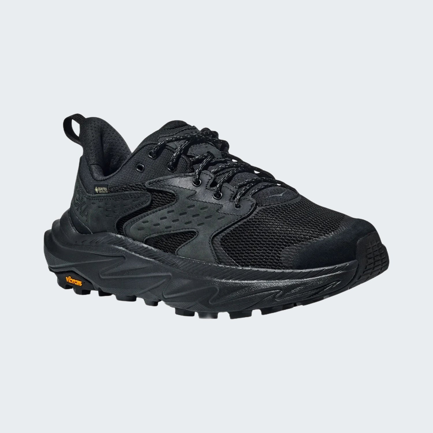 Black/black