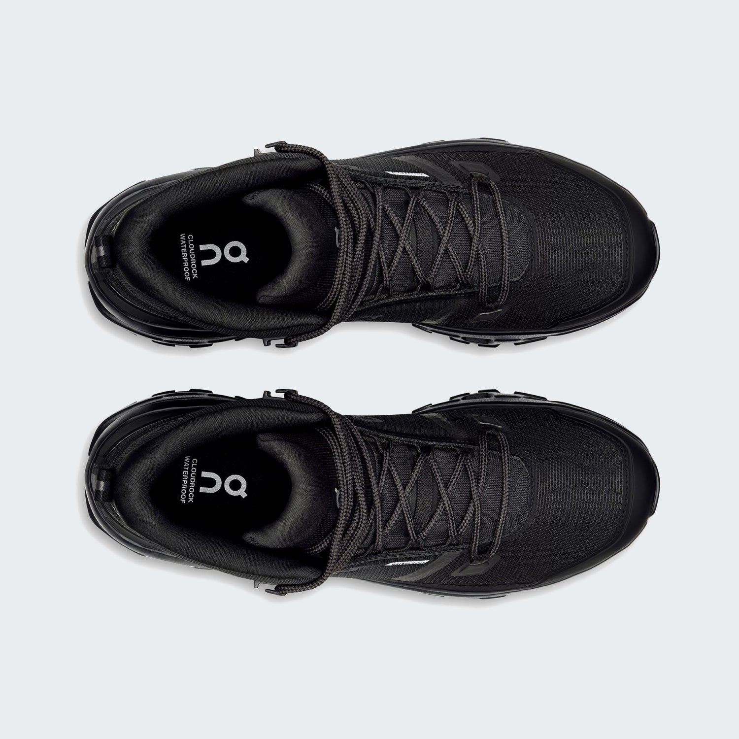 Black/black
