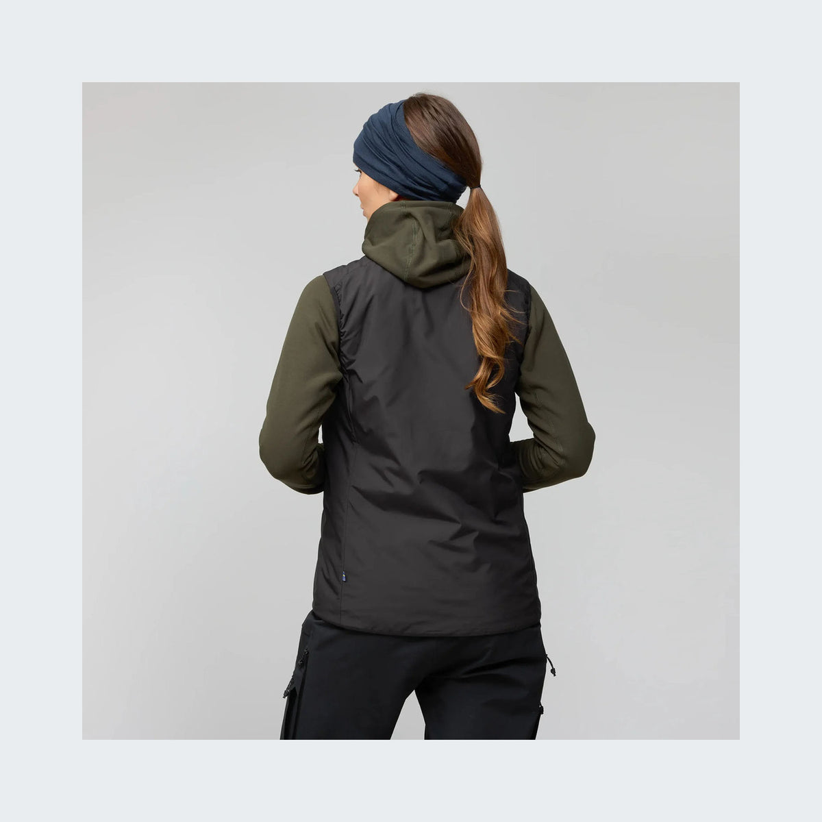 550 - Black